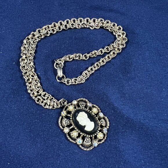 Vintage Hope Chest Cameo Necklace With Ornate Pendant & Faux Pearl Accents Black - Picture 3 of 3